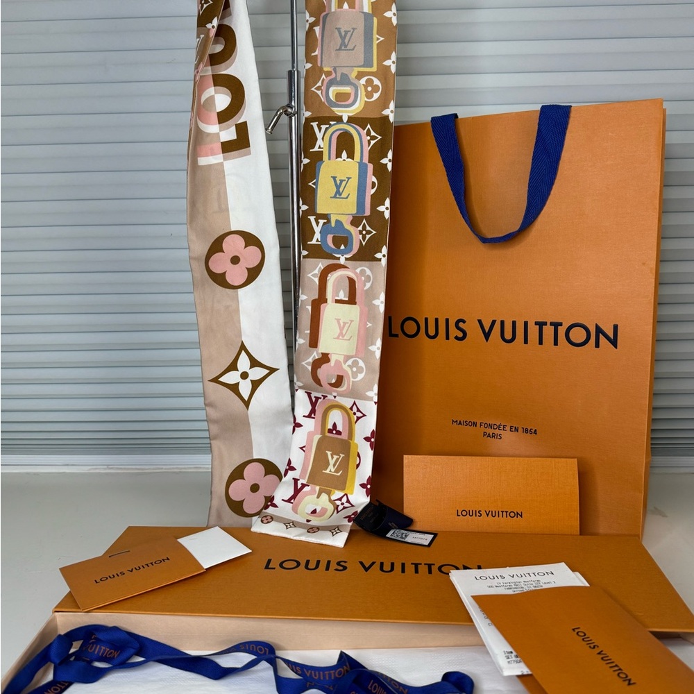 Louis Vuitton Brown and Cream Silk Scarf